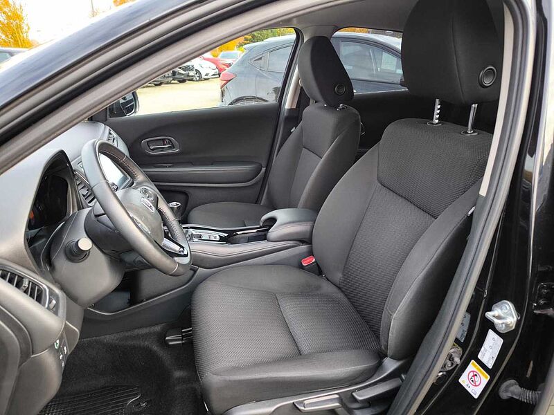 Honda HR-V 1,5 Elegance + AHK