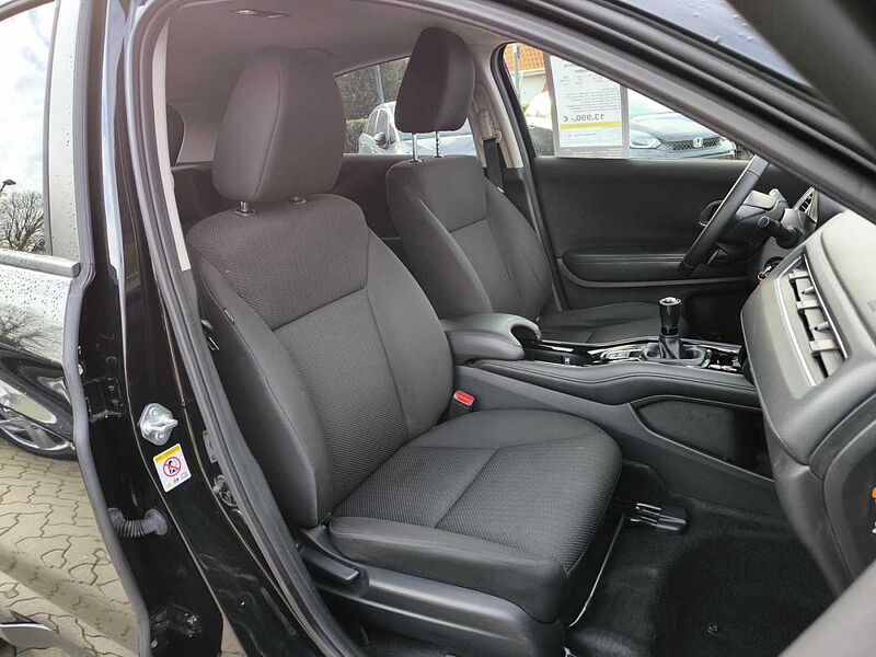 Honda HR-V 1,5 Elegance + AHK