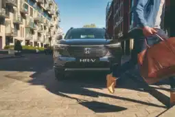 
										HONDA HR-V e:HEV Elegance full									