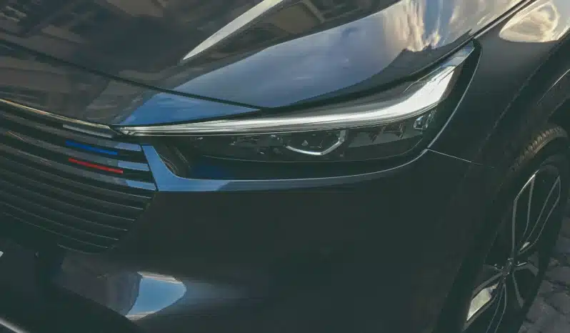 
								HONDA HR-V e:HEV Elegance full									