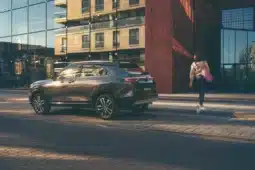 
										HONDA HR-V e:HEV Elegance full									